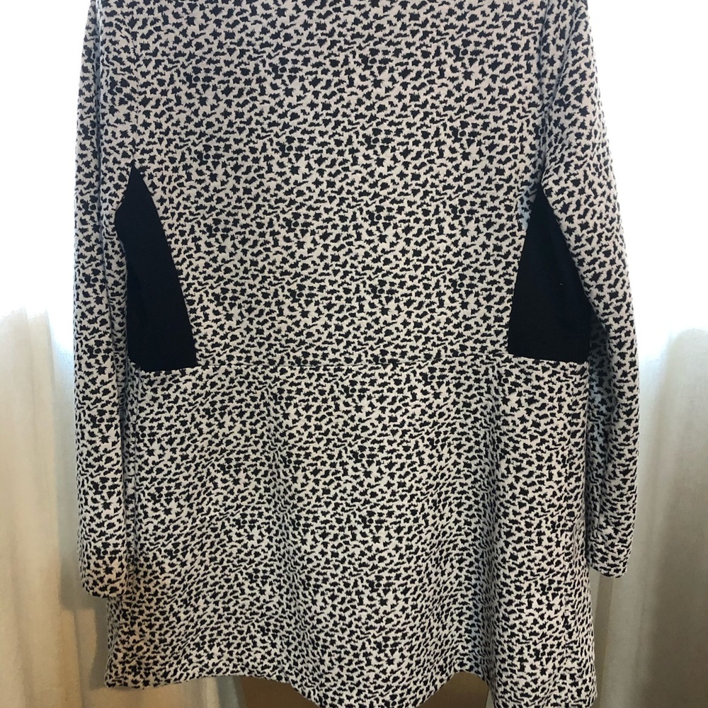 Jacket - Picture 4 of 4